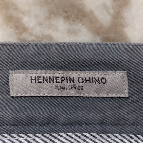 Goodfellow&Co Men's Chino Style Dress Pants, color grey, SIZE 34x32 - Picture 4 of 4
